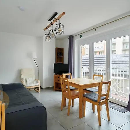 Apartment Vlakbij Strand-orch 0104